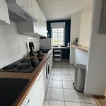 La Fregate 2 Chambres, Cuisine Bien Equipee, 2 Belles Terrasses 2 Places De Parking Privatives A15 Mn A Pied Centre En Bessin Tous Commerces Proche Golf Et Omaha Apartmán