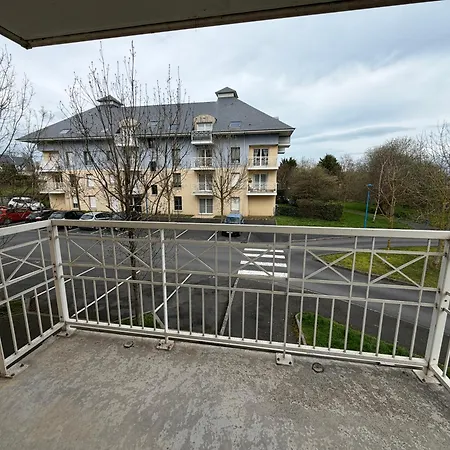 La Fregate 1er Etage 2 Chambres, Cuisine Bien Equipee, 2 Belles Terrasses 2 Places De Parking Privatives A15 Mn A Pied De La Et Du Centre En Bessin Tous Commerces Proche Golf Et Omaha