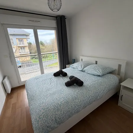 Daire La Fregate 2 Chambres, Cuisine Bien Equipee, 2 Belles Terrasses 2 Places De Parking Privatives A15 Mn A Pied Centre En Bessin Tous Commerces Proche Golf Et Omaha Port-en-Bessin-Huppain