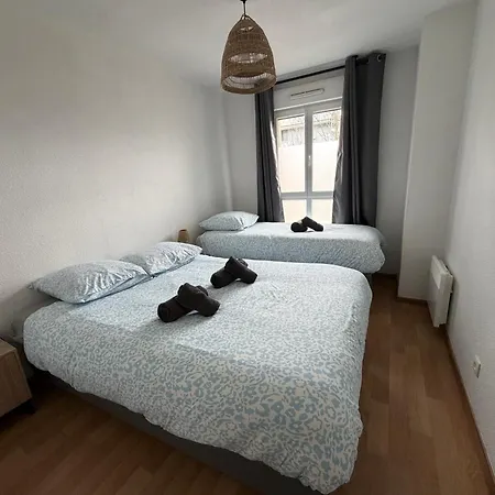 La Frégate 2 Chambres, Cuisine Bien équipée, 2 Belles Terrasses 2 Places De Parking Privatives à15 Mn à Pied Centre En Bessin Tous Commerces Proche Golf Et Omaha