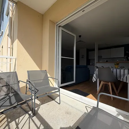 Daire La Fregate Appartement 1Er Etage 2 Chambres, Cuisine Bien Equipee, 2 Belles Terrasses 2 Places De Parking Privatives A15 Mn A Pied De La Mer Et Du Centre Port En Bessin Tous Commerces Proche Golf Et Omaha Beach Port-en-Bessin-Huppain