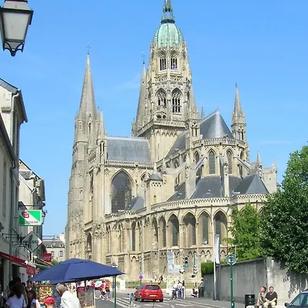 Lejlighed La Fregate 1er Etage 2 Chambres, Cuisine Bien Equipee, 2 Belles Terrasses 2 Places De Parking Privatives A15 Mn A Pied De La Et Du Centre En Bessin Tous Commerces Proche Golf Et Omaha *