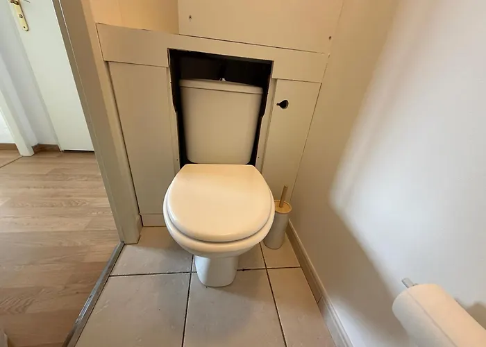 Daire La Fregate 2 Chambres, Cuisine Bien Equipee, 2 Belles Terrasses 2 Places De Parking Privatives A15 Mn A Pied Centre En Bessin Tous Commerces Proche Golf Et Omaha